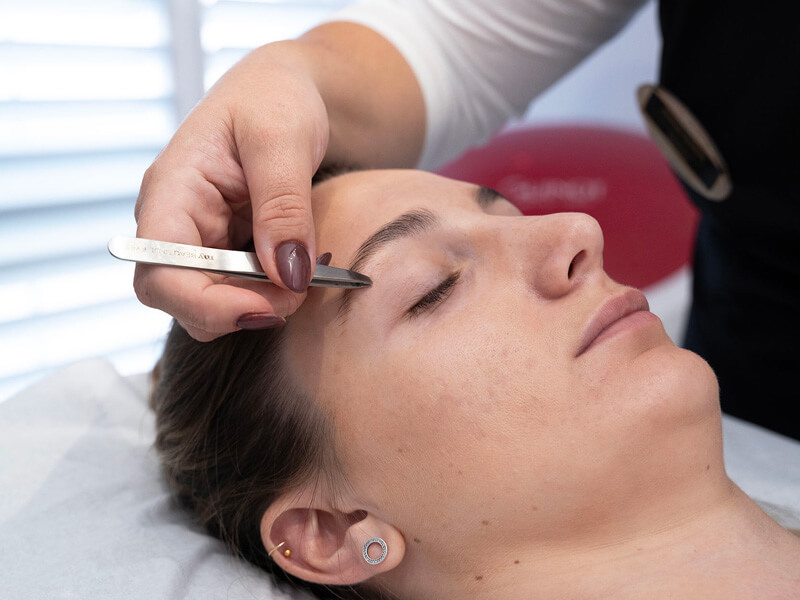 Monera Beauty Clinic Thame Hair Removal 03 Hair Waxing, Threading & Electrolysis